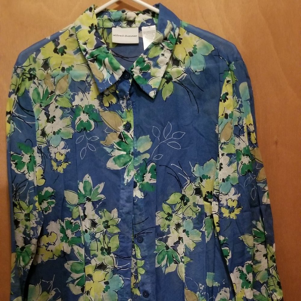 Alfred Dunner Sheer Blouse - Size 18